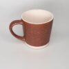 TAZA MOTEADA MARRÓN