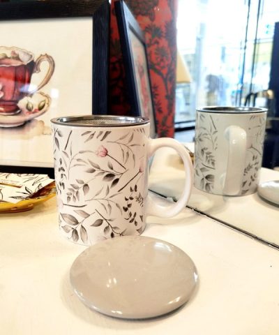 Alternative view of Taza con Filtro Flores de Primavera